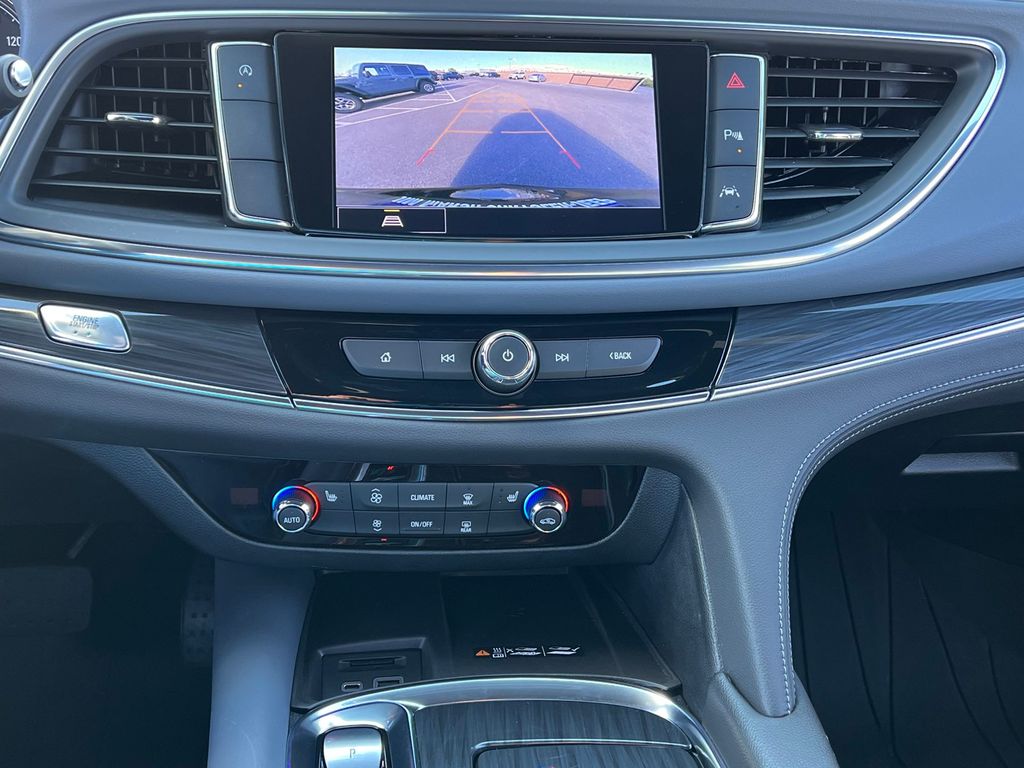 2024 Buick Enclave Essence - Photo 16