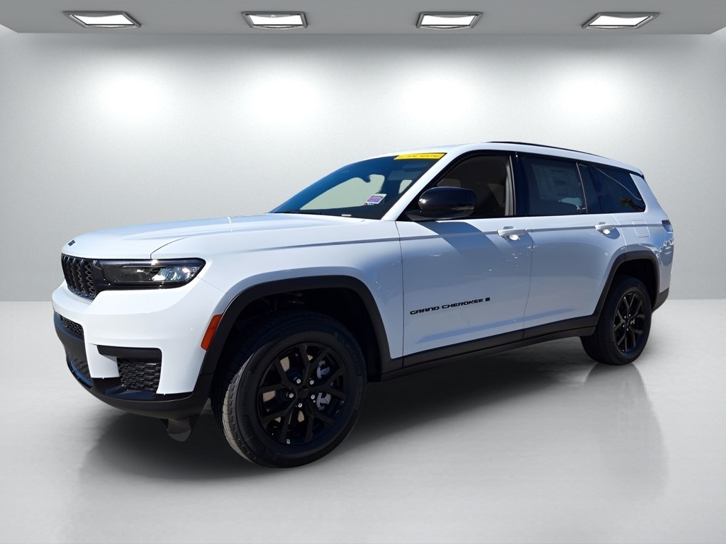 New 2025 Jeep Grand Cherokee L ALTITUDE 4X4 Sport Utility