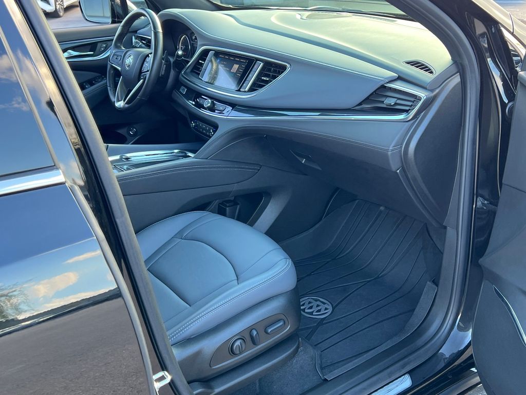 2024 Buick Enclave Essence - Photo 26