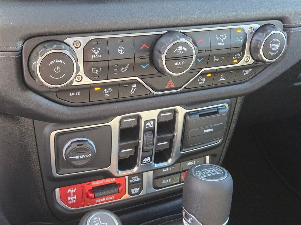 2025 Jeep Wrangler 4-Door Rubicon 392 Final Edition - Photo 14