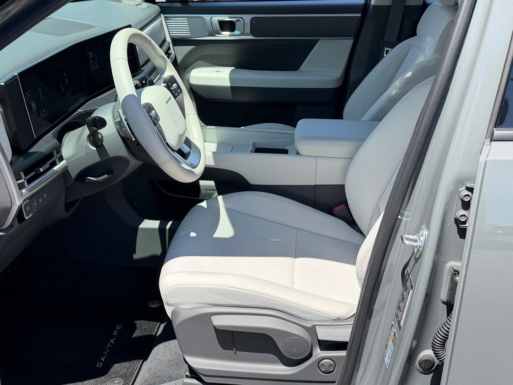 2026 Hyundai Santa Fe SE - Photo 18