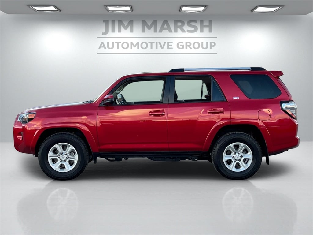 2024 Toyota 4Runner SR5's photo