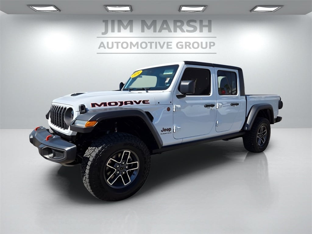 2024 Jeep Gladiator Mojave's photo