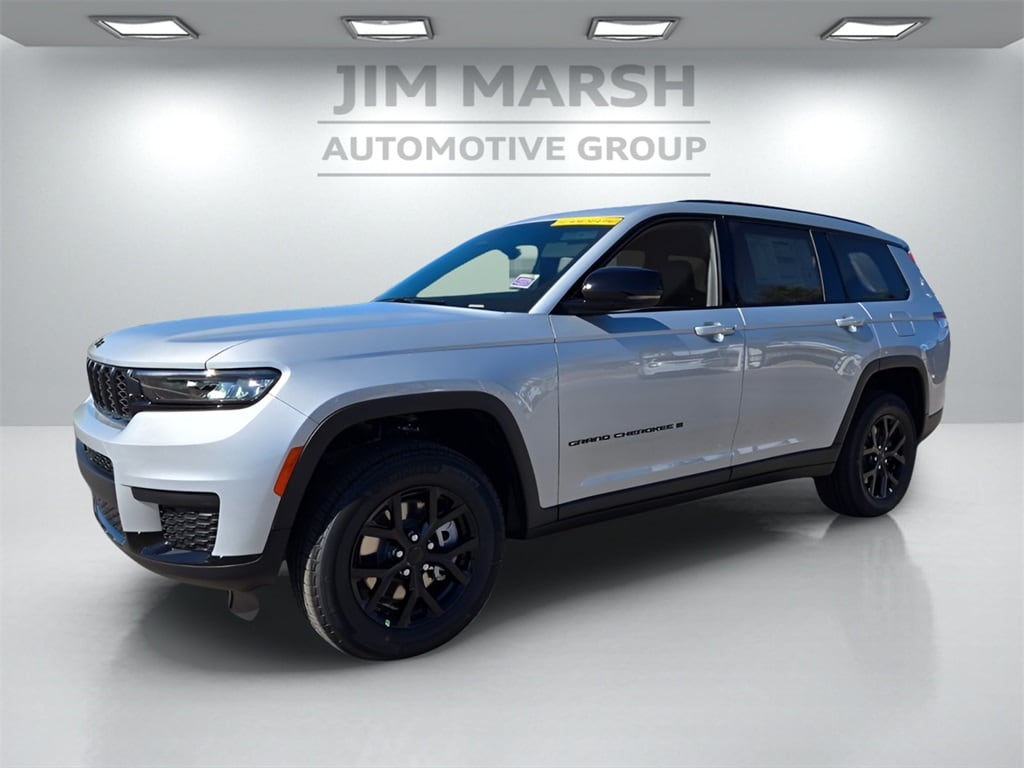 2025 Jeep Grand Cherokee L Altitude's photo
