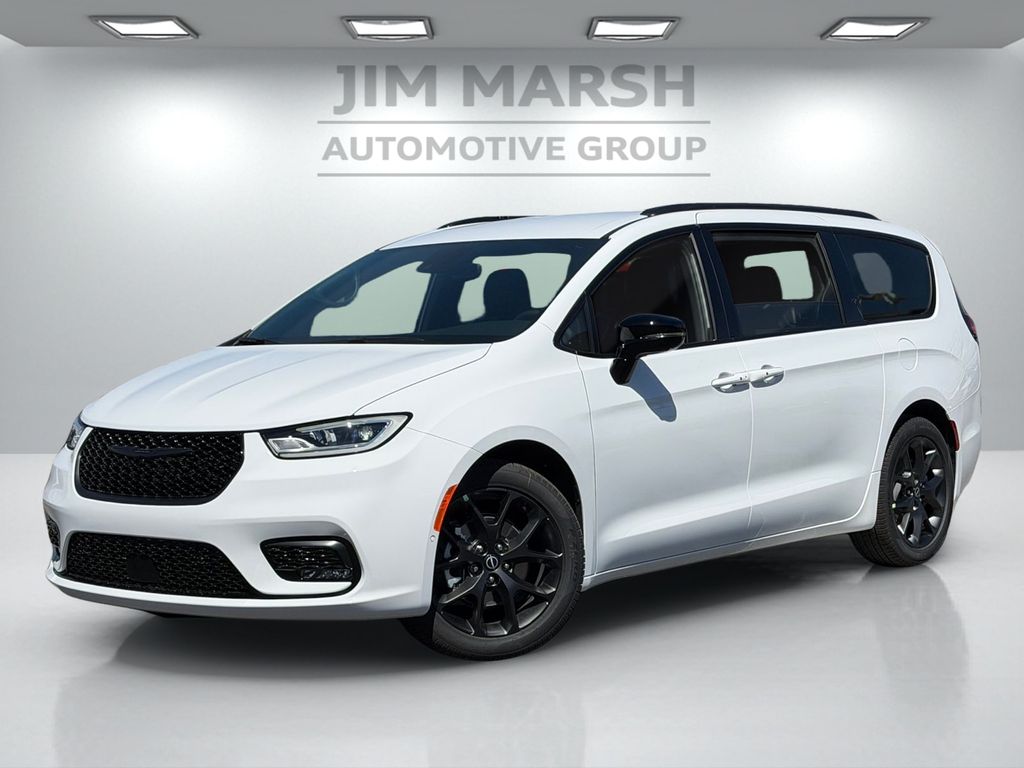 2026 Chrysler Pacifica