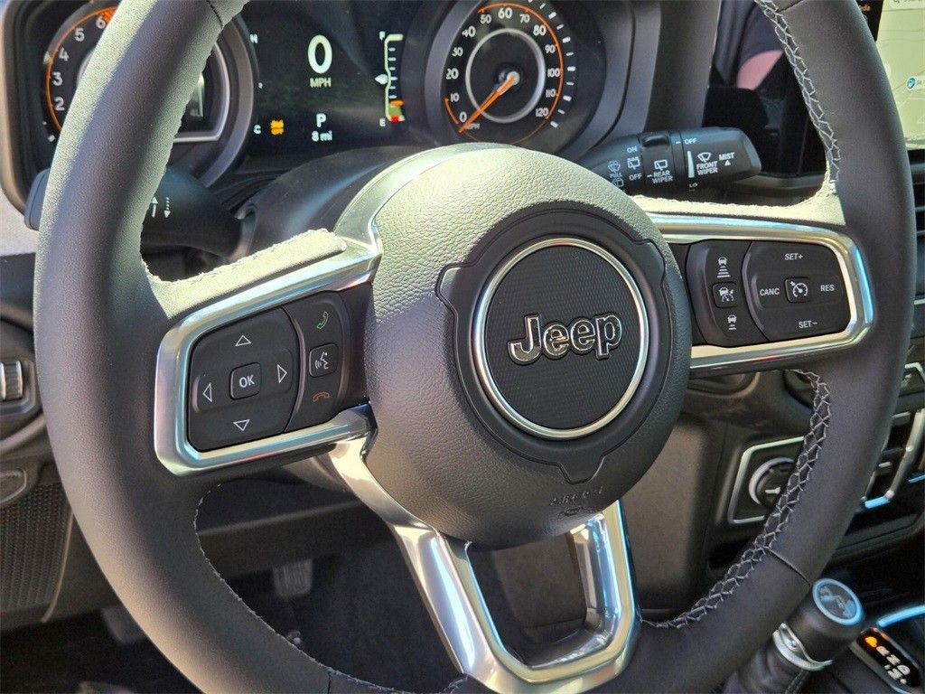 2026 Jeep Wrangler 4-Door Sahara - Photo 10