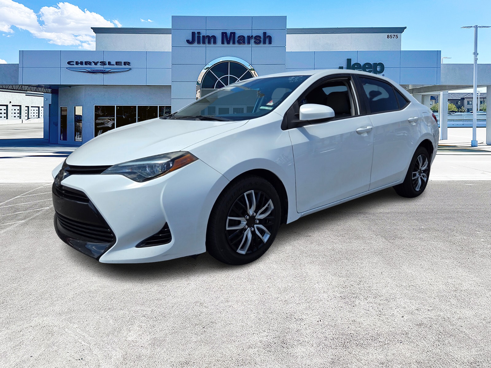 Used 2018 Toyota Corolla LE with VIN 2T1BURHE4JC002231 for sale in Las Vegas, NV