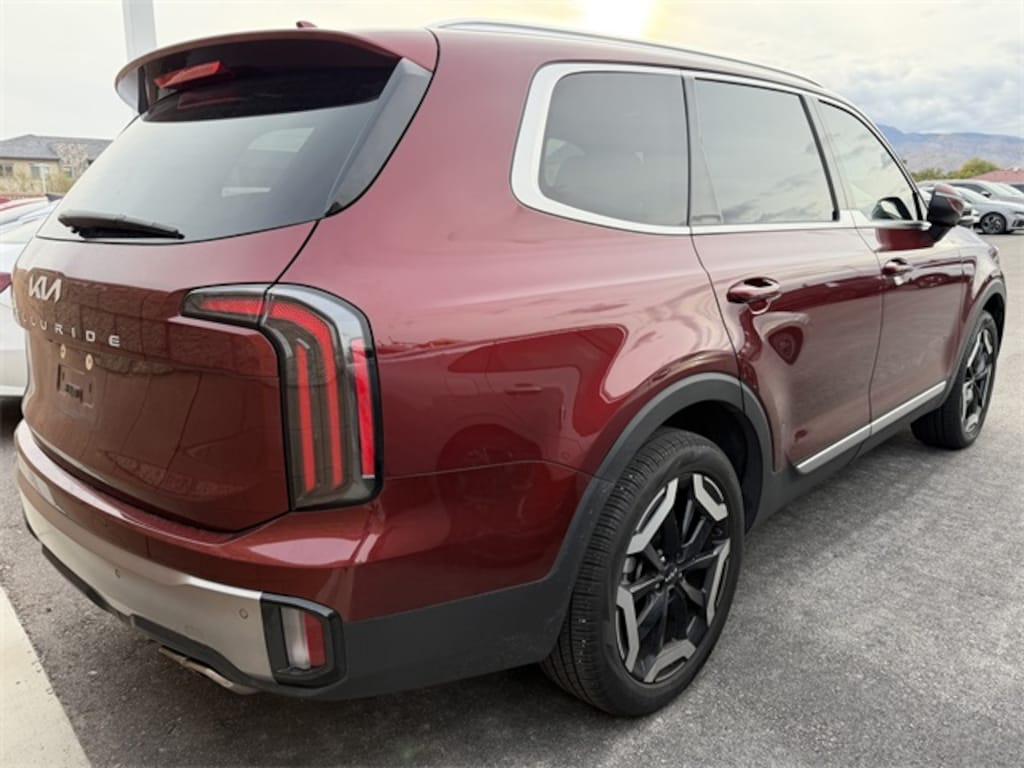 Used 2024 Kia Telluride EX SUV