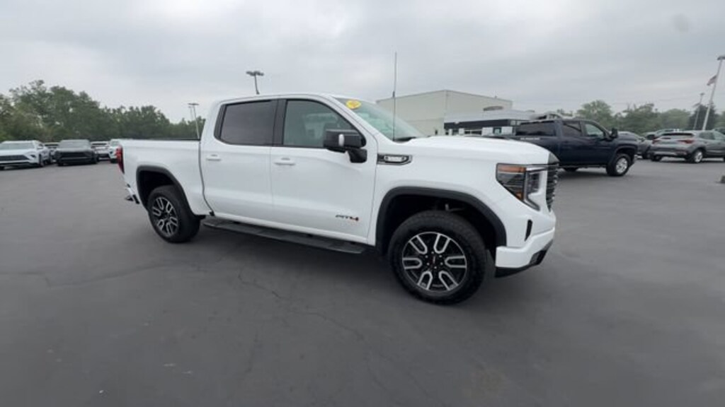 Used 2025 GMC Sierra 1500 AT4 Truck