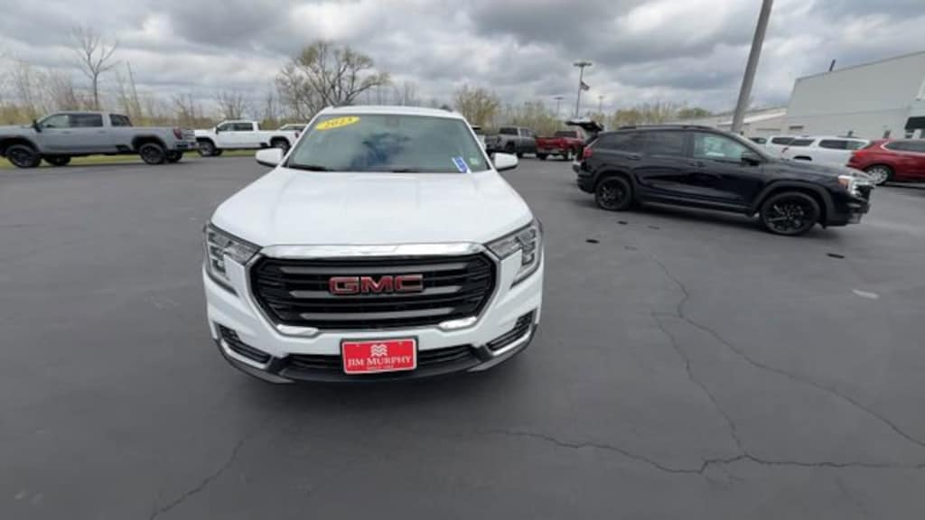Used 2023 GMC Terrain SLE SUV
