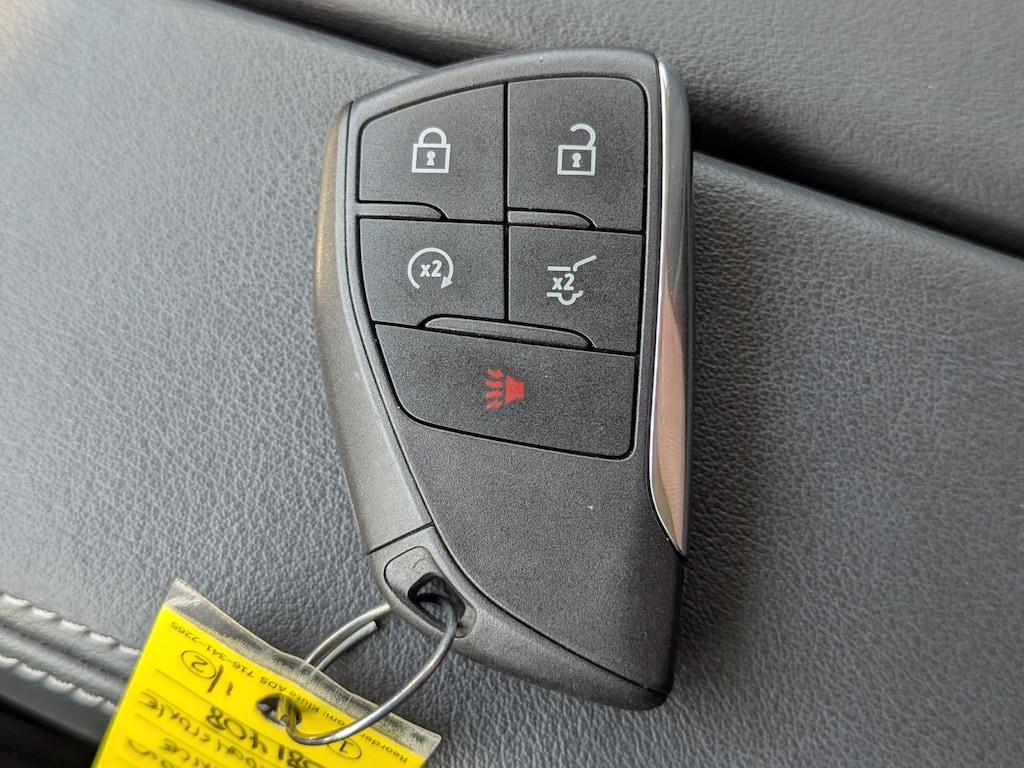 Used 2023 Buick Envision Essence SUV