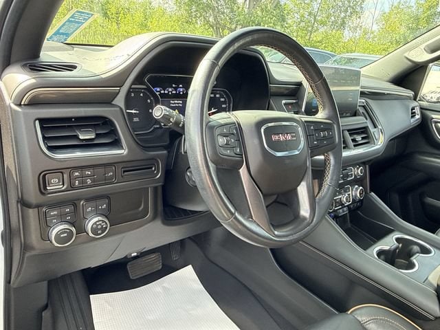 2021 GMC Yukon AT4 - Photo 10