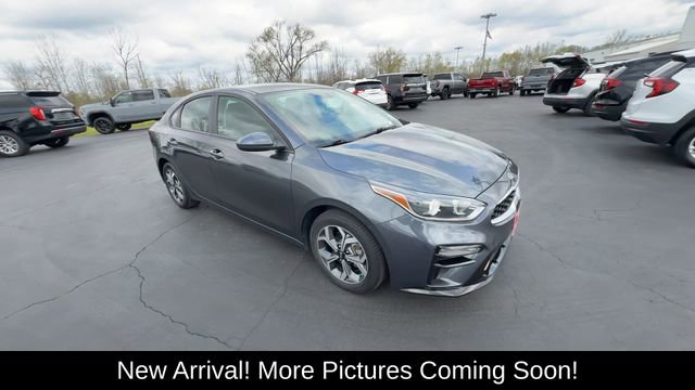Used 2020 Kia FORTE LXS with VIN 3KPF24AD2LE203125 for sale in Depew, NY