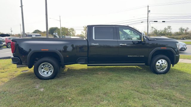 2026 GMC Sierra 3500HD Denali Ultimate - Photo 9