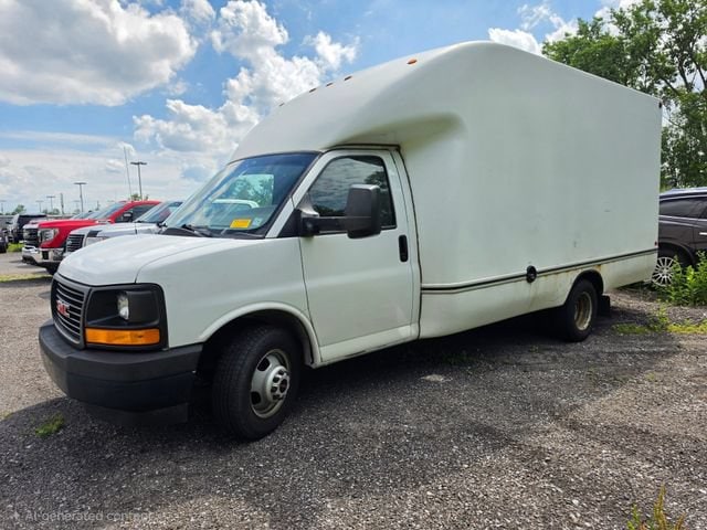 2017 GMC Savana 3500 159" WB's photo