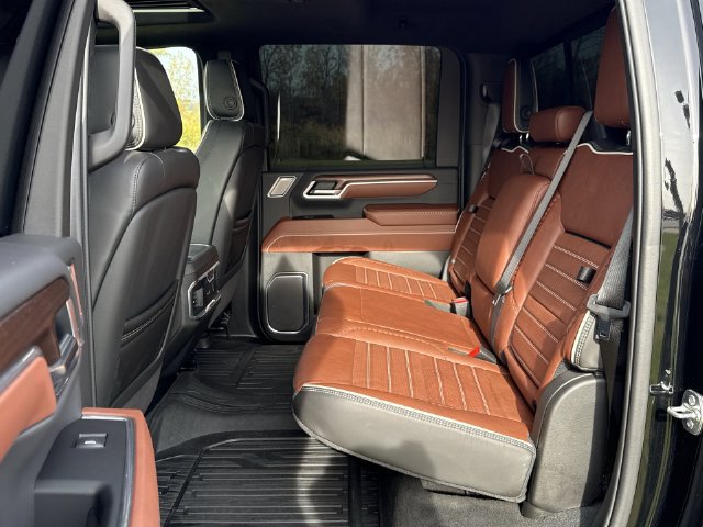 2026 GMC Sierra 3500HD Denali Ultimate - Photo 25