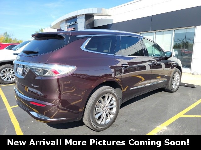 2023 Buick Enclave Avenir photo 3