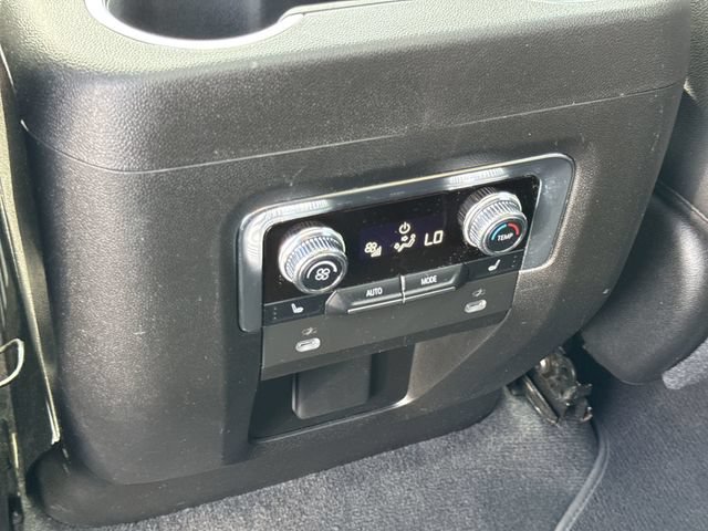 2021 GMC Yukon AT4 - Photo 21