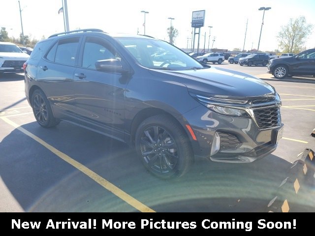 2022 Chevrolet Equinox RS photo 3