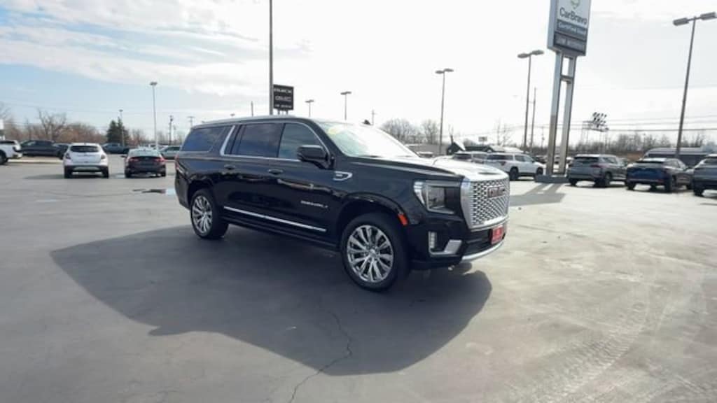 Used 2023 GMC Yukon XL Denali SUV