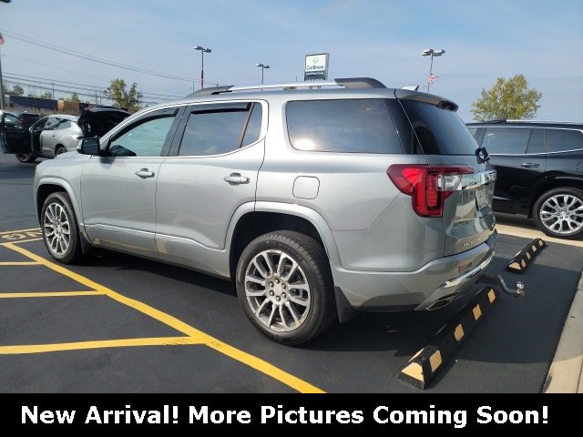 2023 Gmc Acadia Denali photo 3