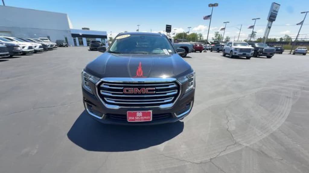 Used 2024 GMC Terrain SLT SUV