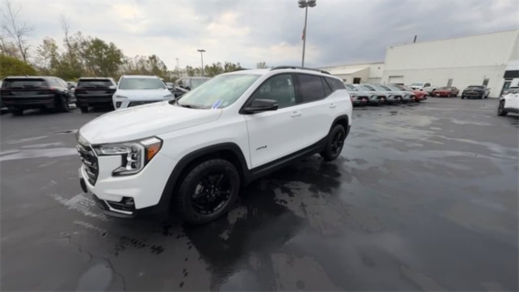 Used 2023 GMC Terrain AT4 SUV