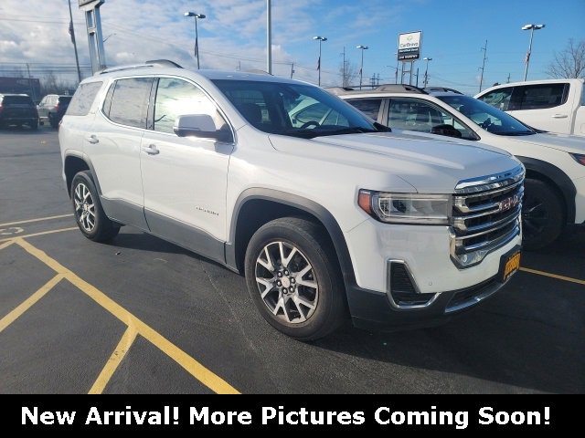 2023 GMC Acadia SLE's photo