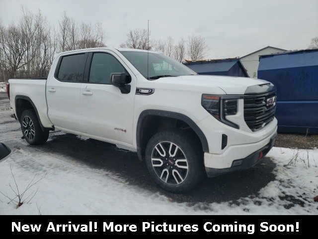 2022 GMC Sierra 1500 AT4's photo