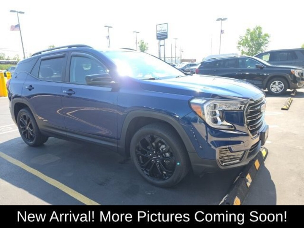 Used 2022 GMC Terrain SLE SUV