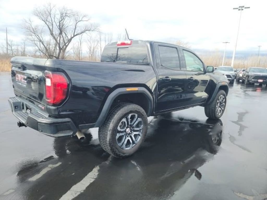 Used 2024 GMC Canyon AT4 Truck