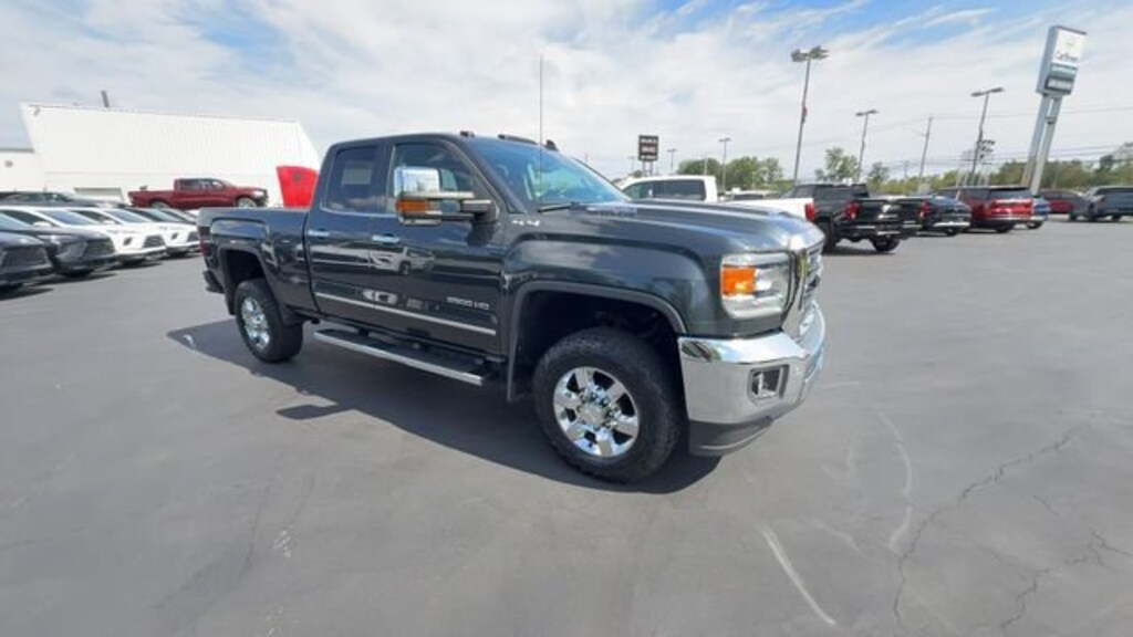 Used 2018 GMC Sierra 2500 HD SLT Truck