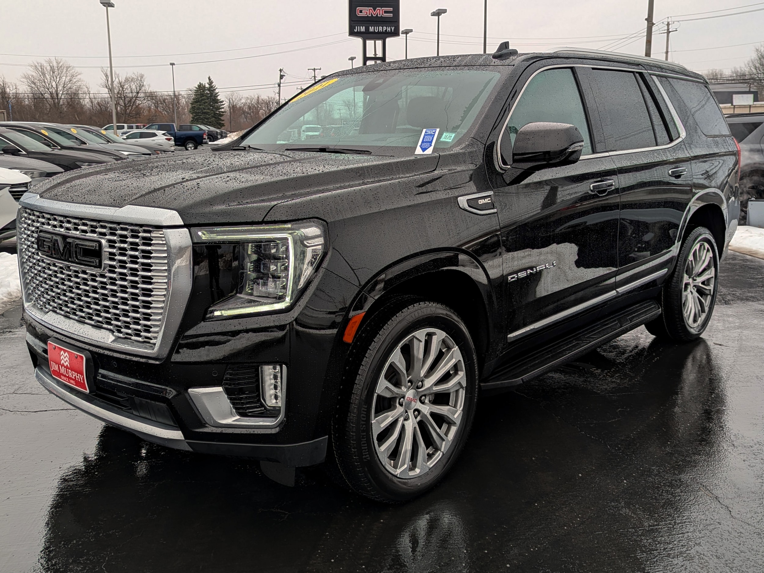2021 GMC Yukon Denali's photo