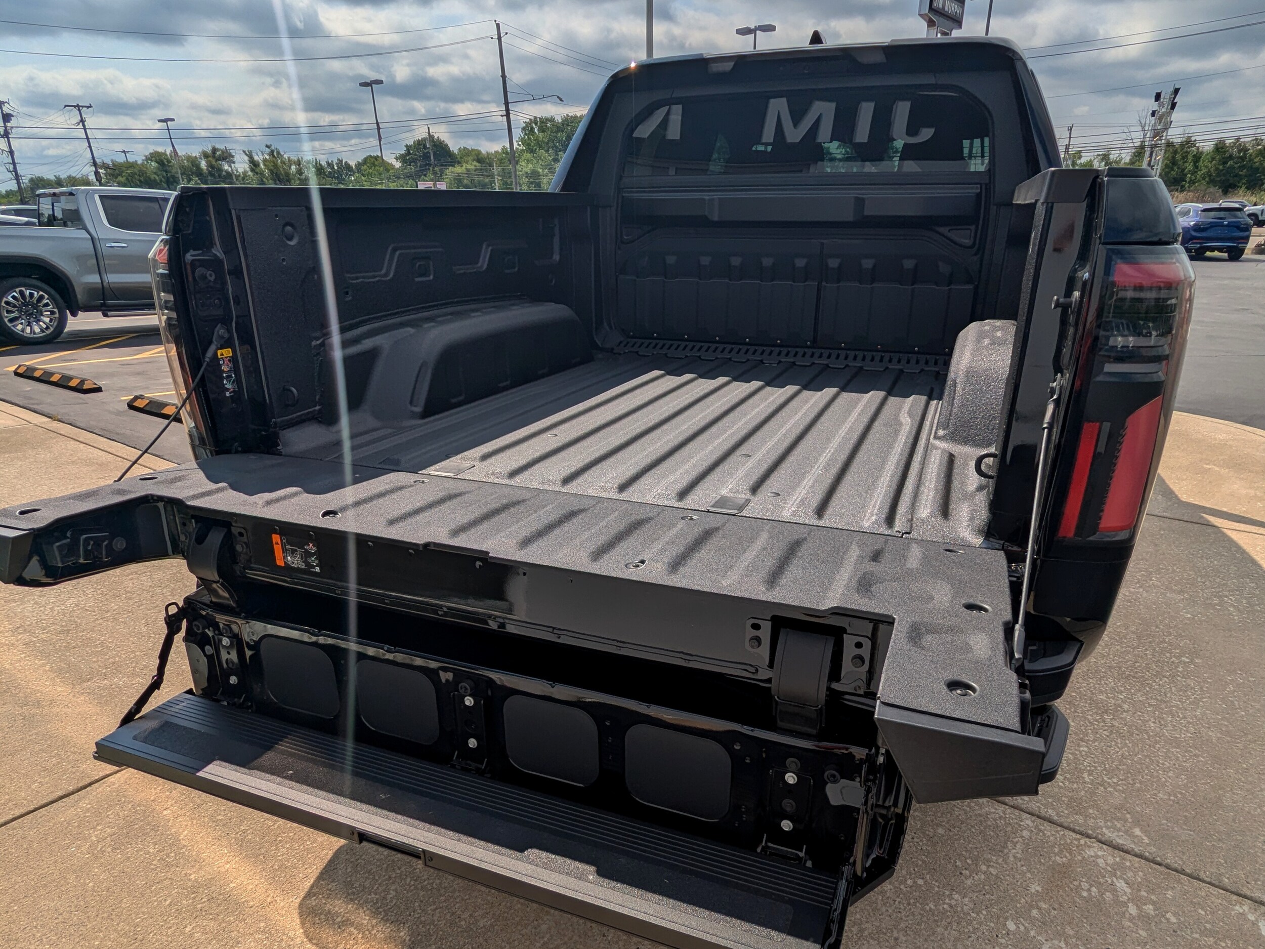 2025 Gmc Sierra Denali photo 4
