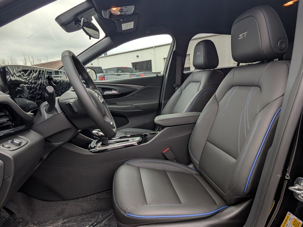 New 2026 Buick Envista Sport Touring SUV