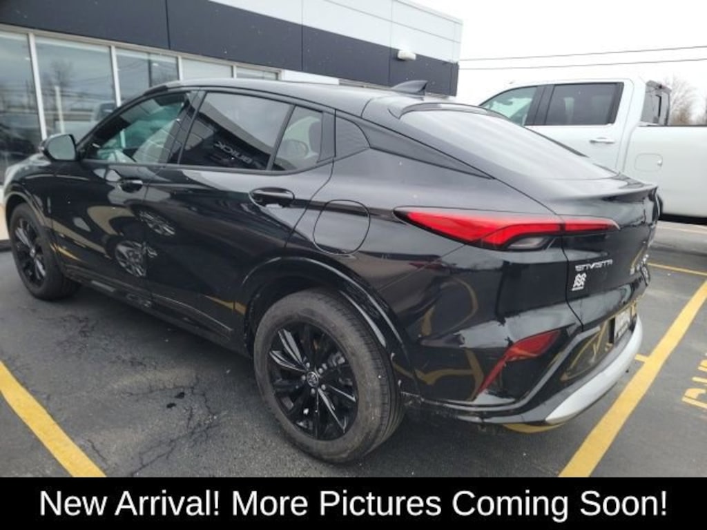 Used 2025 Buick Envista Sport Touring SUV