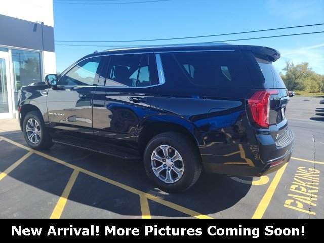 2021 Gmc Yukon SLE photo 3