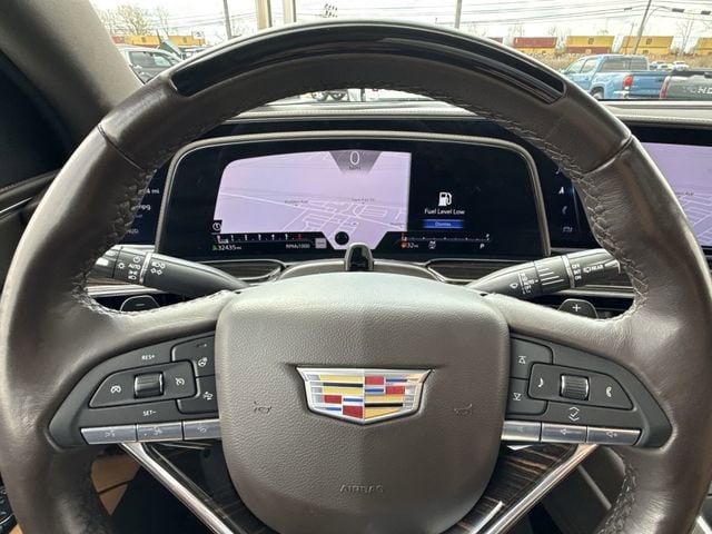 2024 Cadillac Escalade Sport - Photo 11