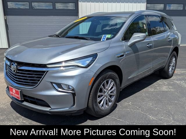 2023 Buick Enclave Essence AWD's photo