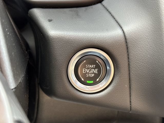 2021 GMC Yukon AT4 - Photo 16