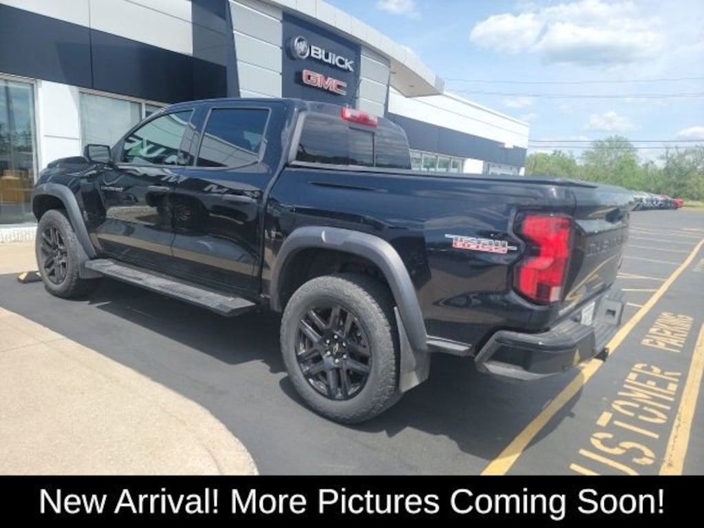 Used 2024 Chevrolet Colorado Trail Boss Truck
