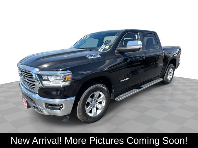 2023 RAM 1500 Laramie 4x4 Crew Cab 5'7's photo