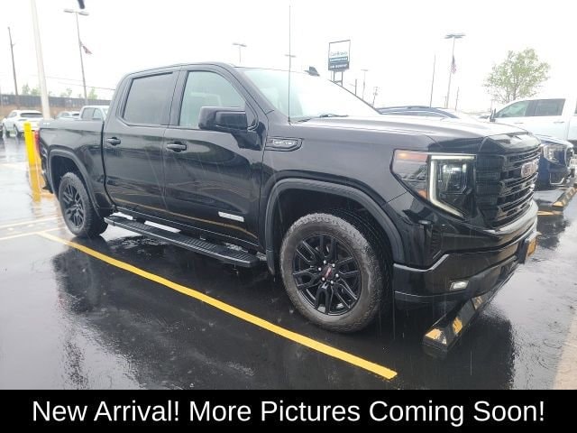 2023 GMC Sierra 4WD Crew Cab Short Box Elevation's photo