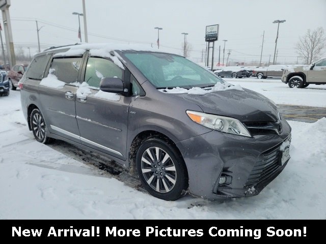 2020 Toyota Sienna XLE Premium