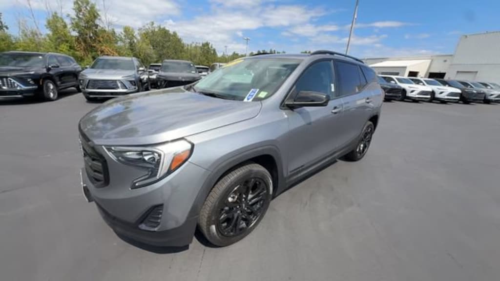 Used 2021 GMC Terrain SLE SUV