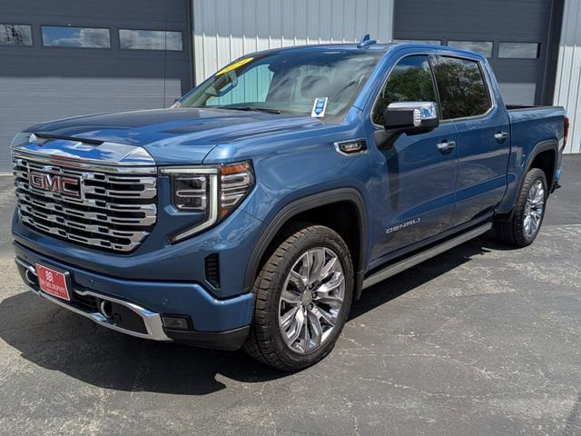 2024 GMC Sierra 4WD Crew Cab Short Box Denali's photo