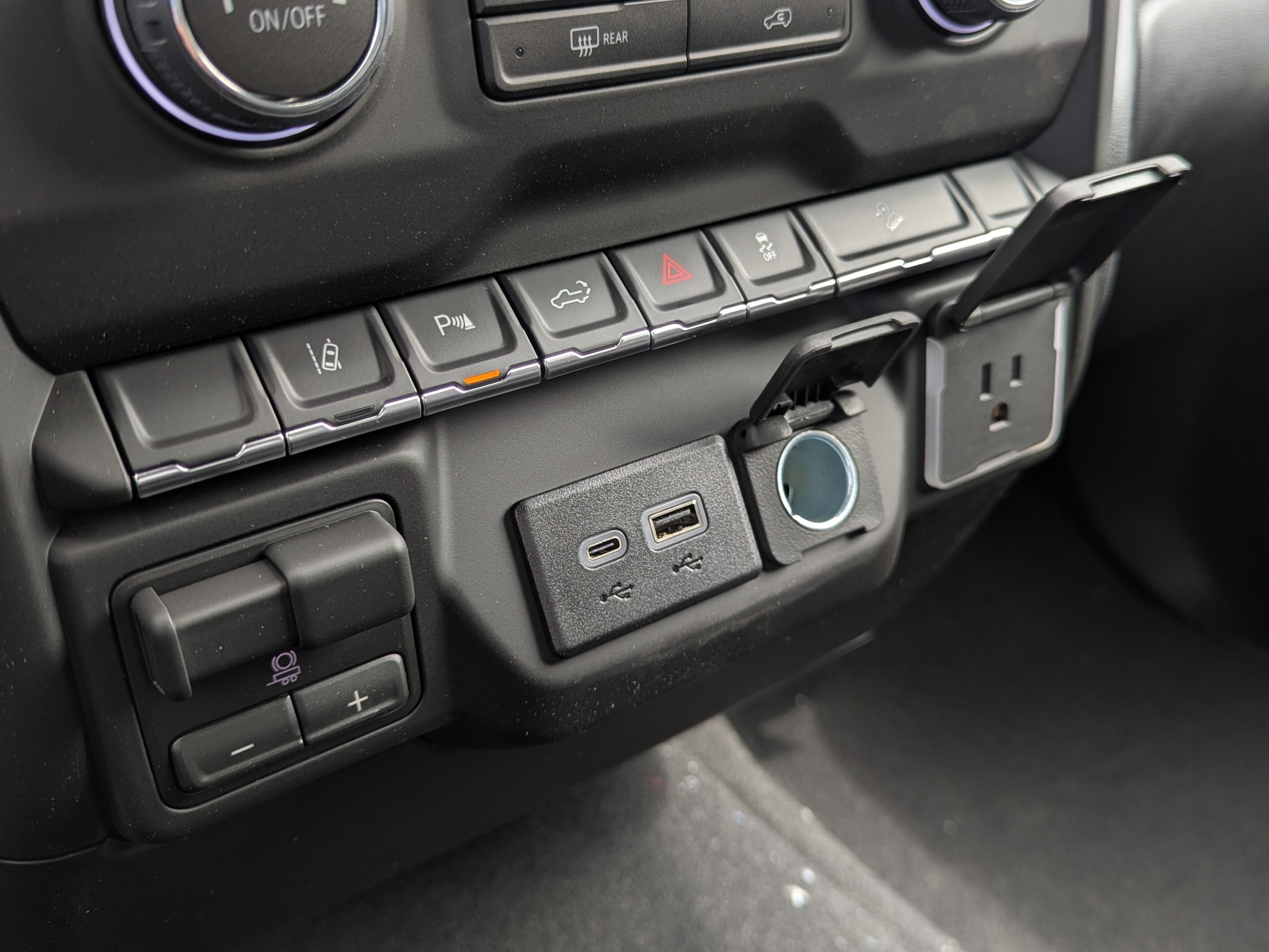 2026 Chevrolet Silverado 2500 HD Custom - Photo 15