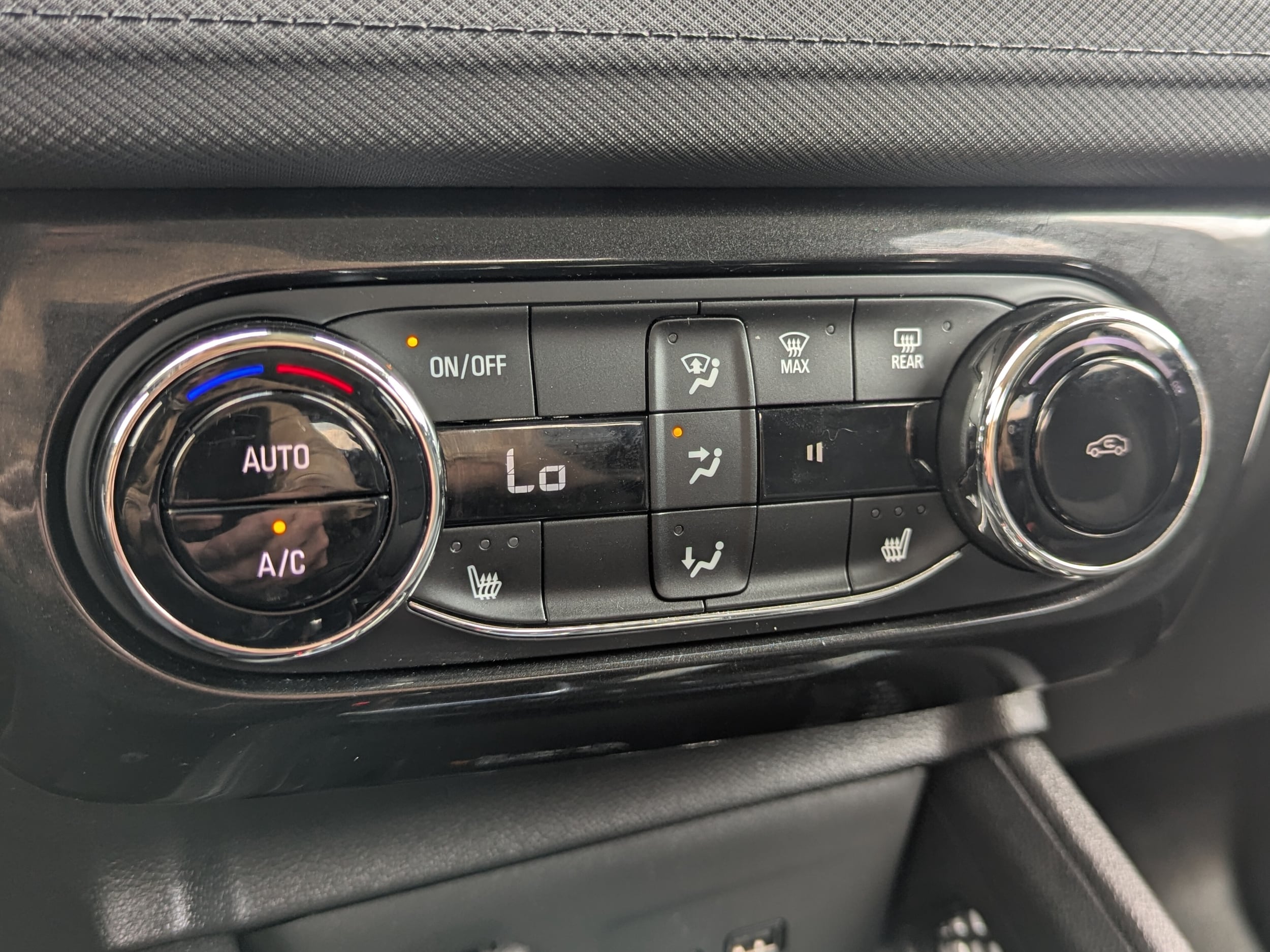 2026 Chevrolet Trailblazer LT - Photo 17