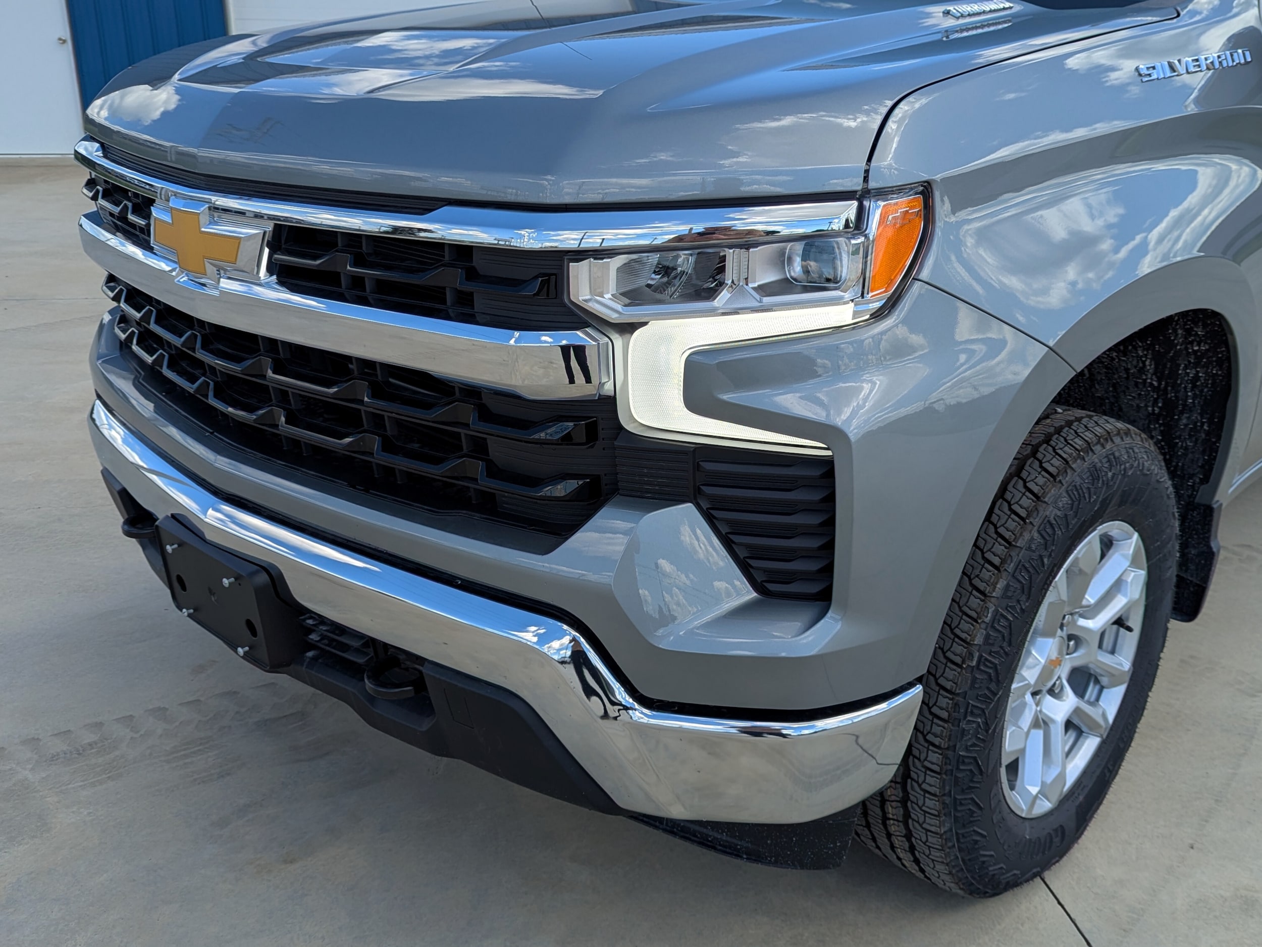 2026 Chevrolet Silverado 1500 LT - Photo 6