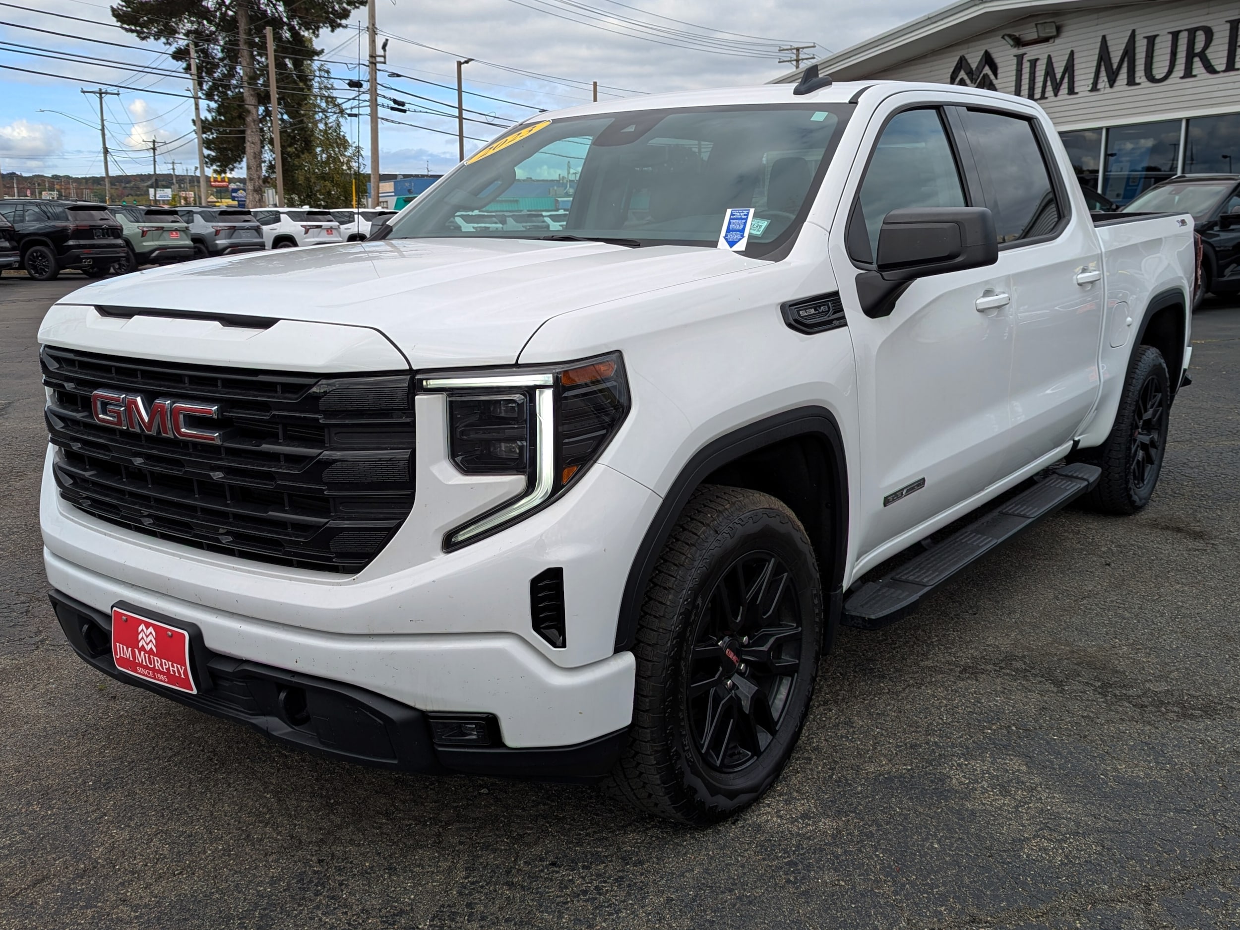 2023 GMC Sierra 1500 Elevation